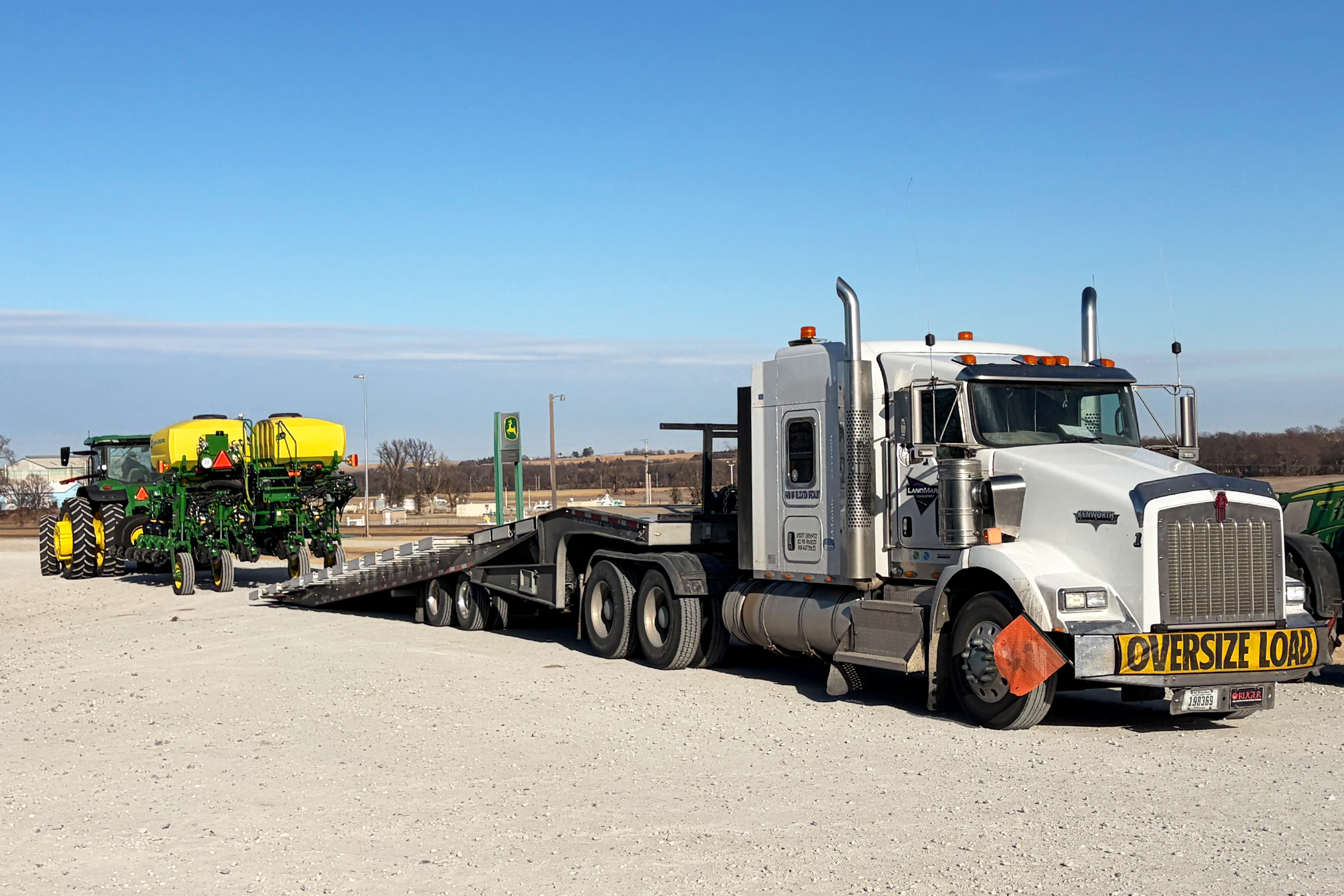 LandMark Transport Truck